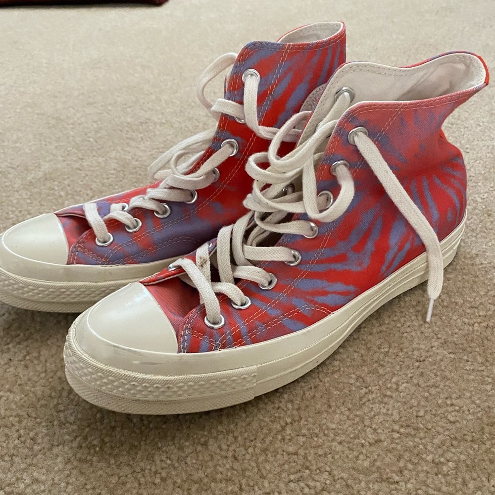 CONVERSE HIGH TOP TIE DYE SNEAKERS